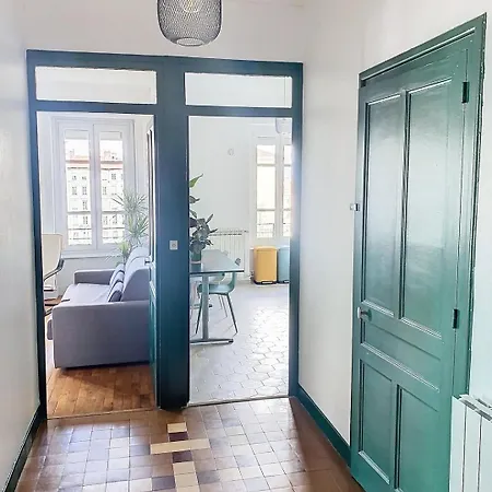 아파트 Spacieux T3 80m2 Plein Centre Presque Ile ! 리옹