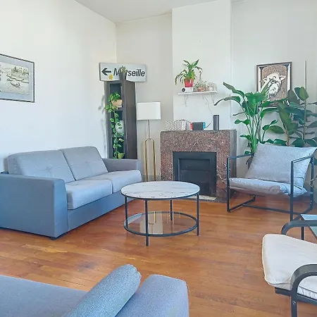 Apartment Spacieux T3 80m2 Plein Centre Presque Ile ! *